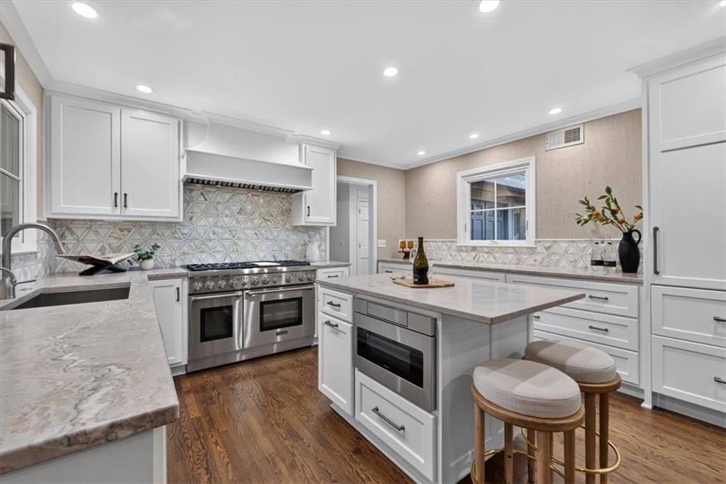 Photo 12: stainless steel appliances, 7904 Bristol Court, Prairie Village, KS 66208