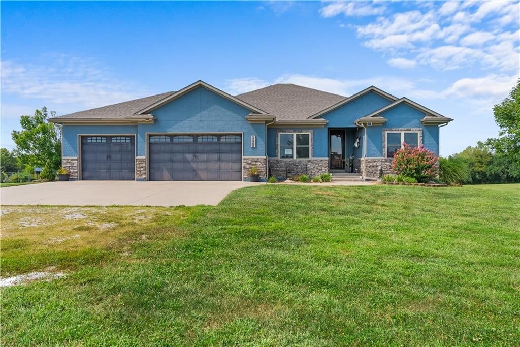 12908 E 244th Street, Peculiar, MO