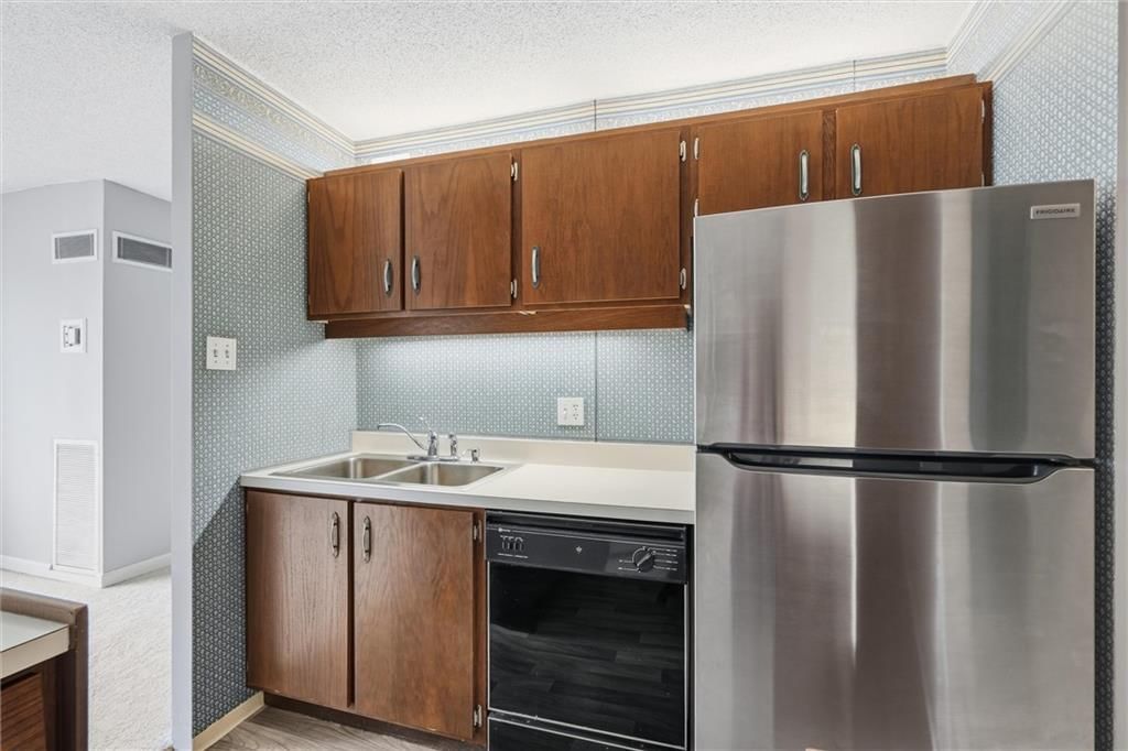 Stainless steel appliances at 2510 Grand Boulevard #902, Kansas City, MO 64108