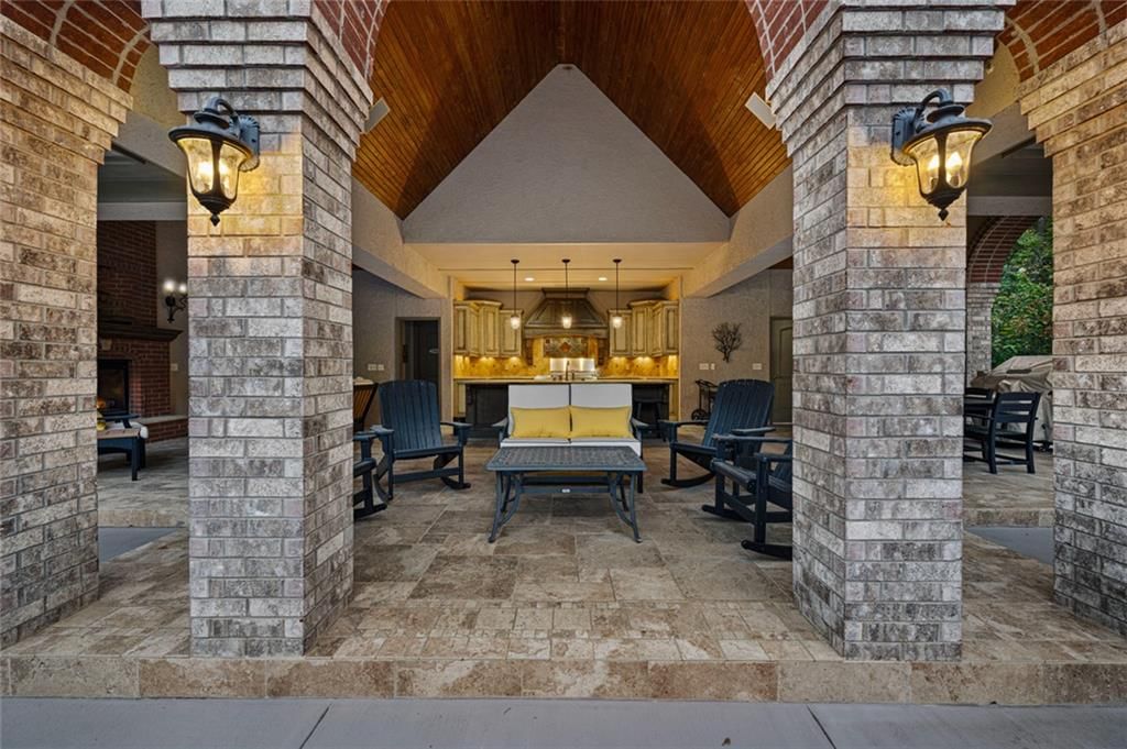 Photo 72 of 90 - 60 E Dundee Circle, Loch Lloyd, MO 64012