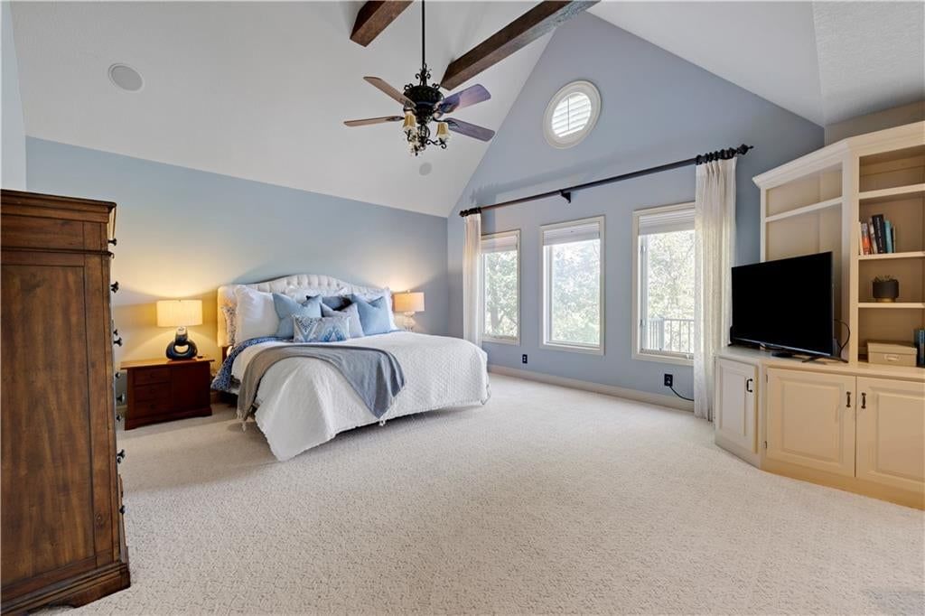 Photo 39 of 90 - 60 E Dundee Circle, Loch Lloyd, MO 64012
