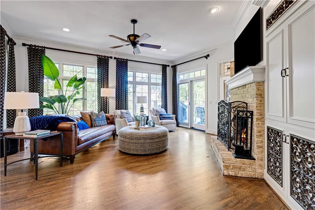 Photo 38 of 90 - 60 E Dundee Circle, Loch Lloyd, MO 64012