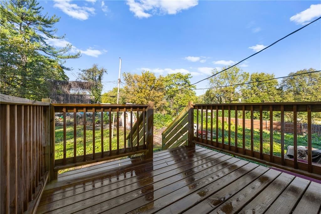 Deck at 3426 Cypress Avenue, Kansas City, MO 64130