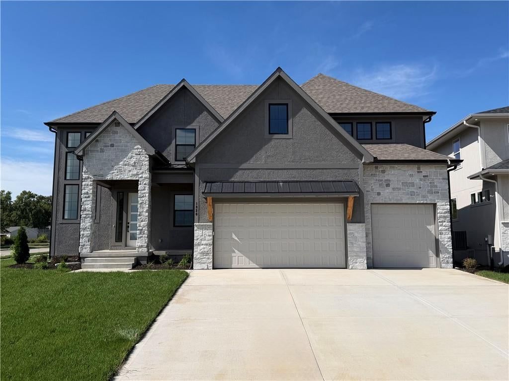 1820 SW Arbormist Drive, Lee's Summit, MO