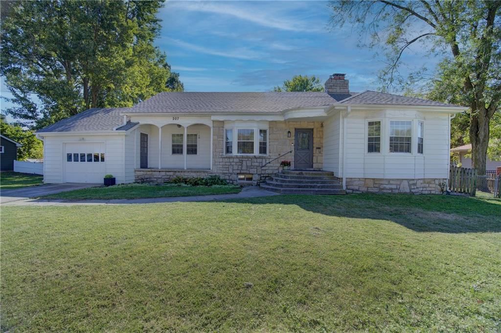 207 SW 3rd Street, Lee's Summit, MO
