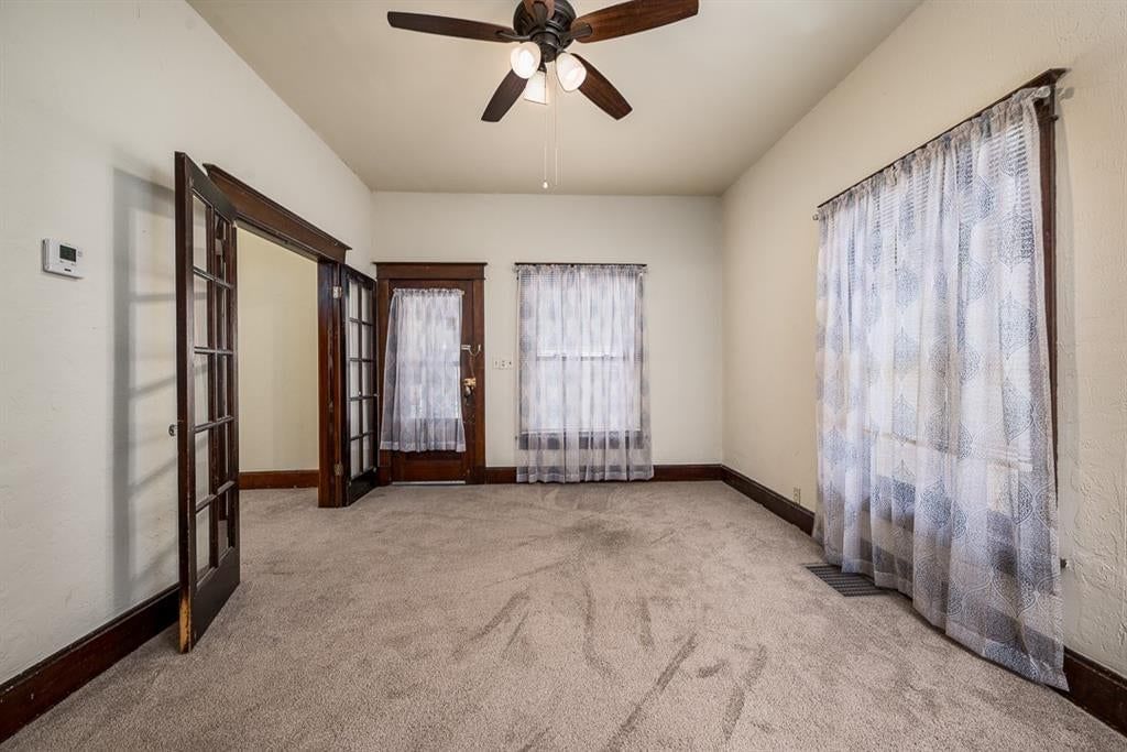 Photo 7 of 18 - 15545 Hickory Street, Basehor, KS 66007