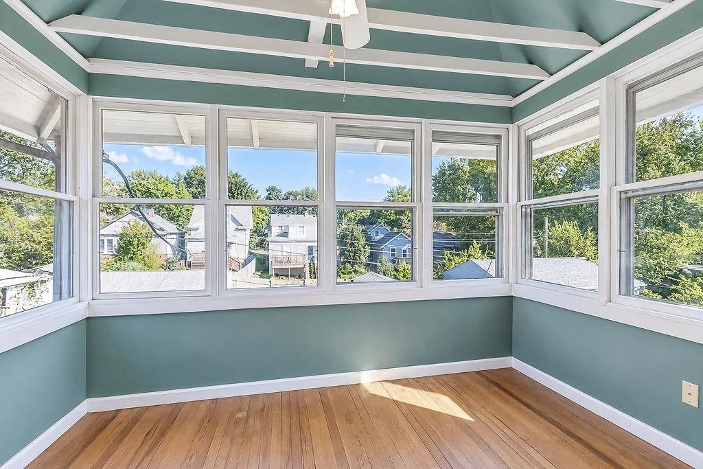 Tray ceiling and accent wall at 4217 Holmes Street, Kansas City, MO 64110