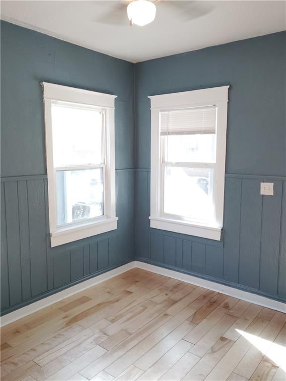Photo 8 of 19 - 3421 Flora Avenue, Kansas City, MO 64109