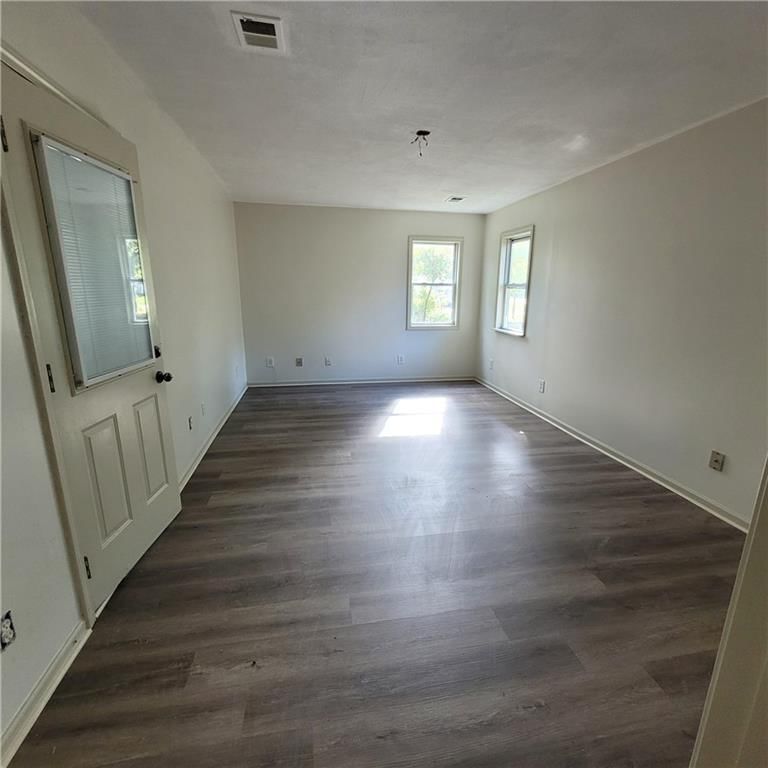 Photo 38 of 58 - 11909 E Kentucky Avenue, Sugar Creek, MO 64054