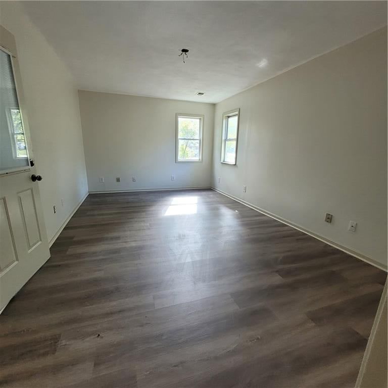 Photo 32 of 58 - 11909 E Kentucky Avenue, Sugar Creek, MO 64054