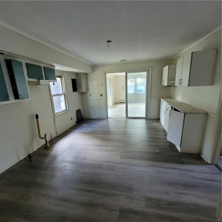Photo 10 of 58 - 11909 E Kentucky Avenue, Sugar Creek, MO 64054