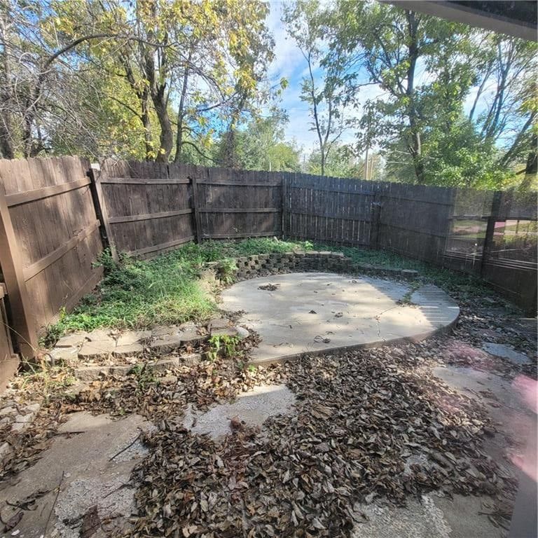 Photo 13 of 58 - 11909 E Kentucky Avenue, Sugar Creek, MO 64054