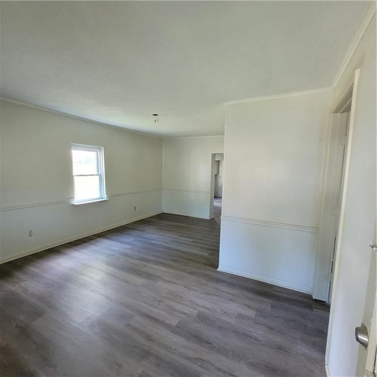 Photo 5 of 58 - 11909 E Kentucky Avenue, Sugar Creek, MO 64054