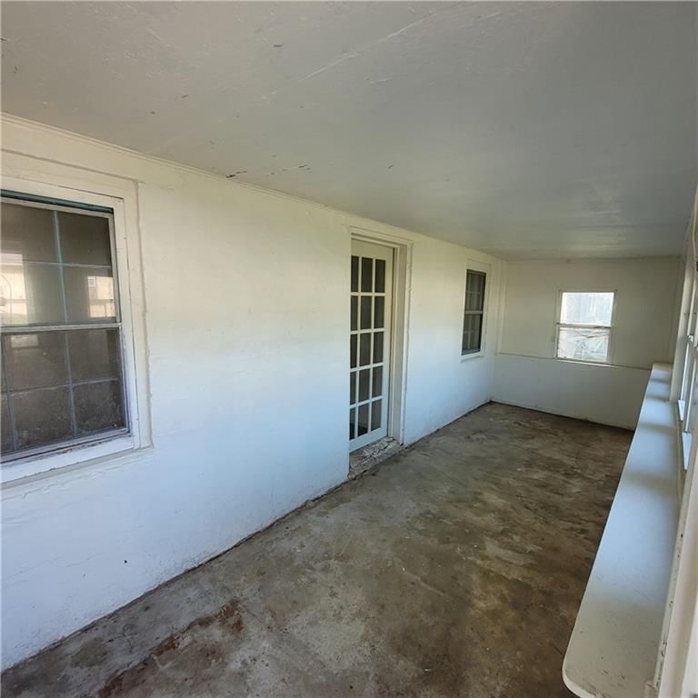 11909 E Kentucky Avenue, Sugar Creek, MO: listing photo 3