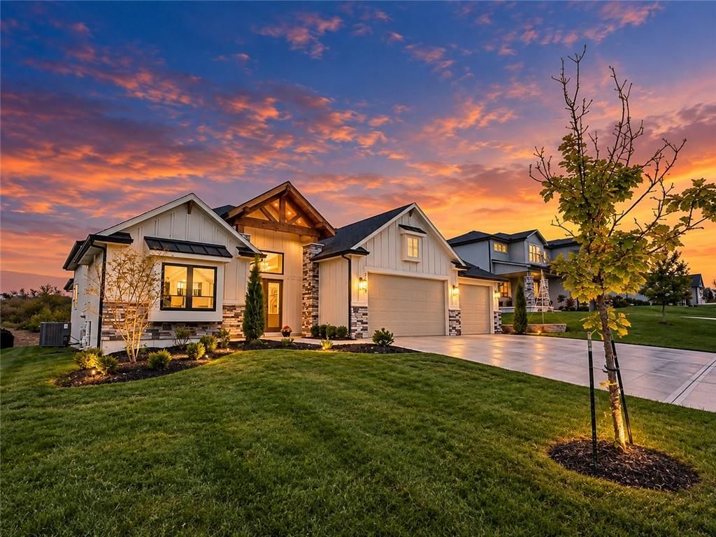 1616 SW 27th Street, Lee's Summit, MO