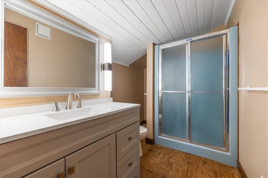 Photo 16 of 27 - 14705 W 91st Place, Lenexa, KS 66215