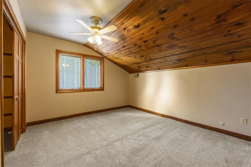 Photo 15 of 27 - 14705 W 91st Place, Lenexa, KS 66215