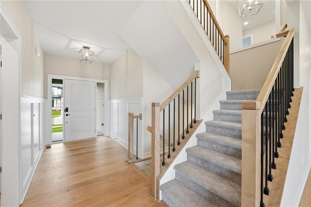 Photo 9 of 33 - 18555 W 195th Street, Spring Hill, KS 66083