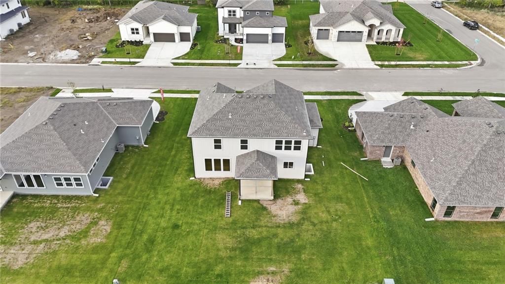 Photo 33 of 33 - 18555 W 195th Street, Spring Hill, KS 66083