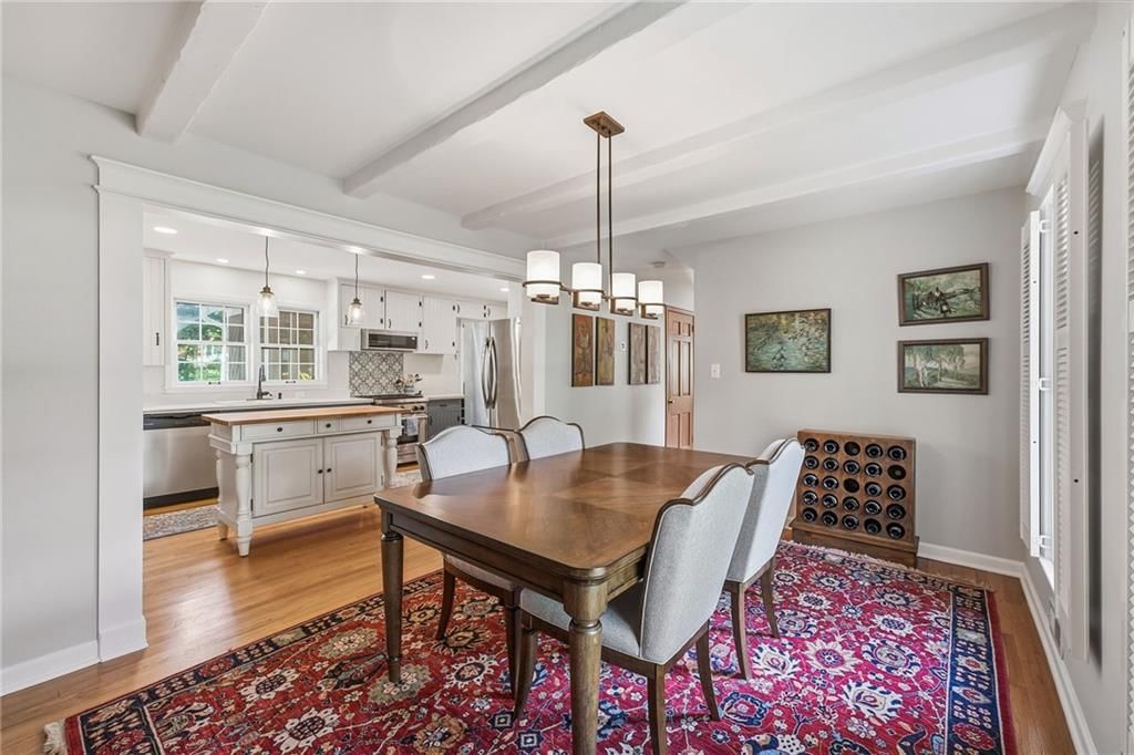 Photo 23 of 39 - 6837 Linden Street, Prairie Village, KS 66208