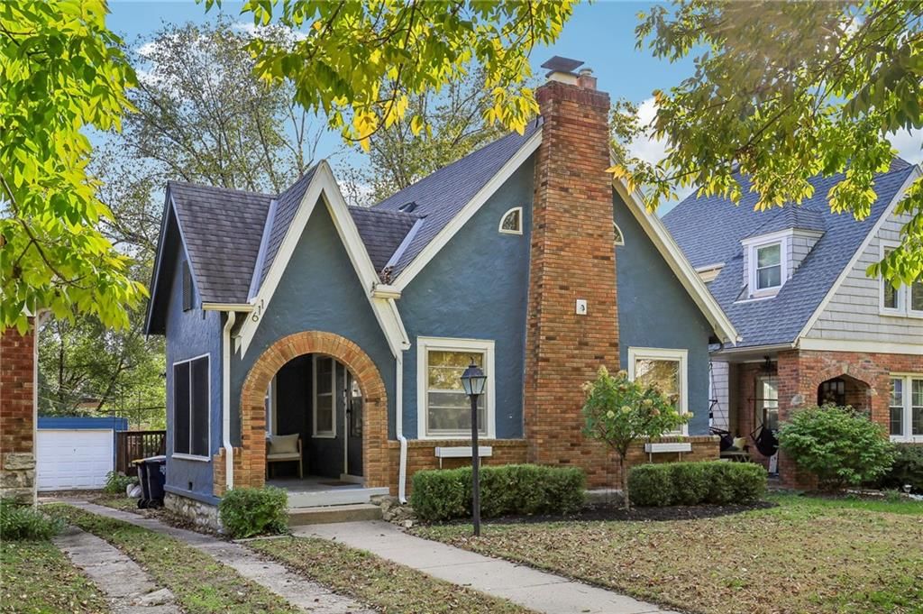 611 E 62nd Street, Kansas City, MO: listing photo 2