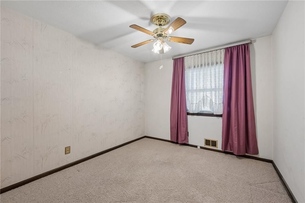 Photo 14 of 30 - 7413 NW 84th Terrace, Kansas City, MO 64153