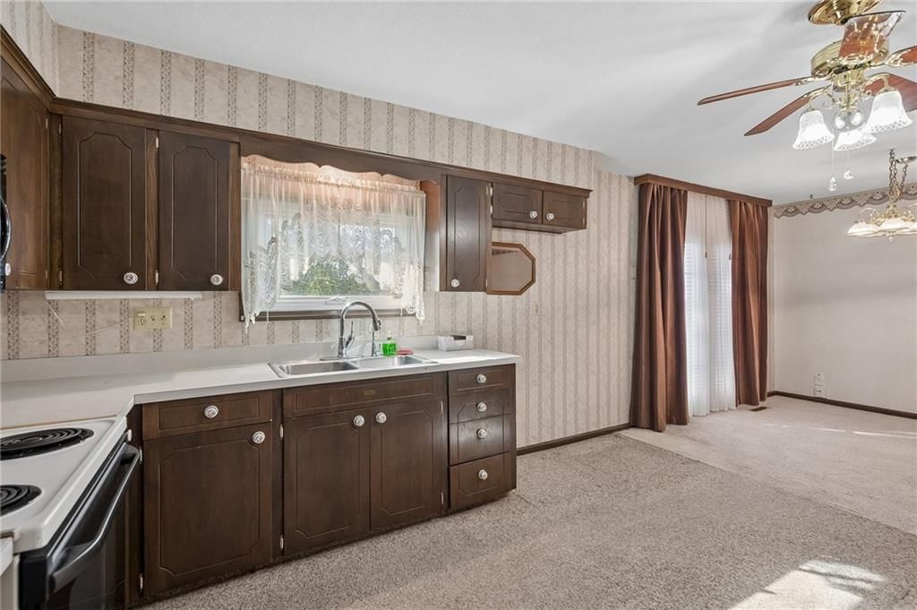 Photo 7 of 30 - 7413 NW 84th Terrace, Kansas City, MO 64153