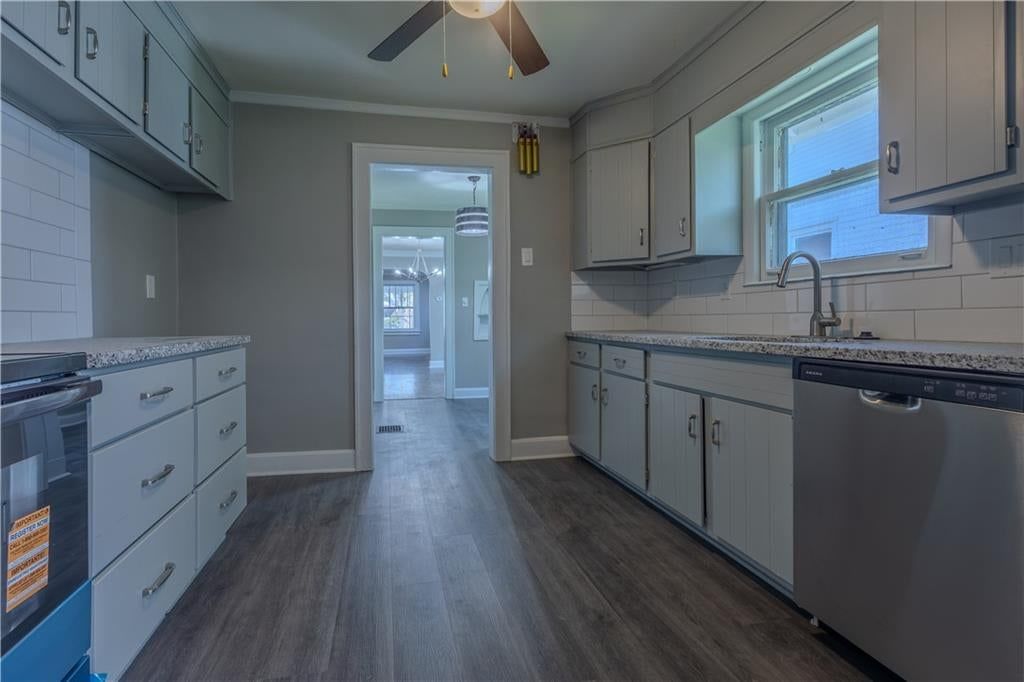 Photo 8: open floor plan, 5142 Brookwood Avenue, Kansas City, MO 64110