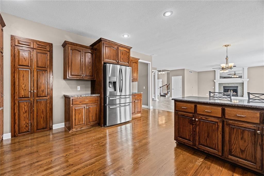 Photo 19 of 72 - 1703 NE 181st Terrace, Smithville, MO 64089