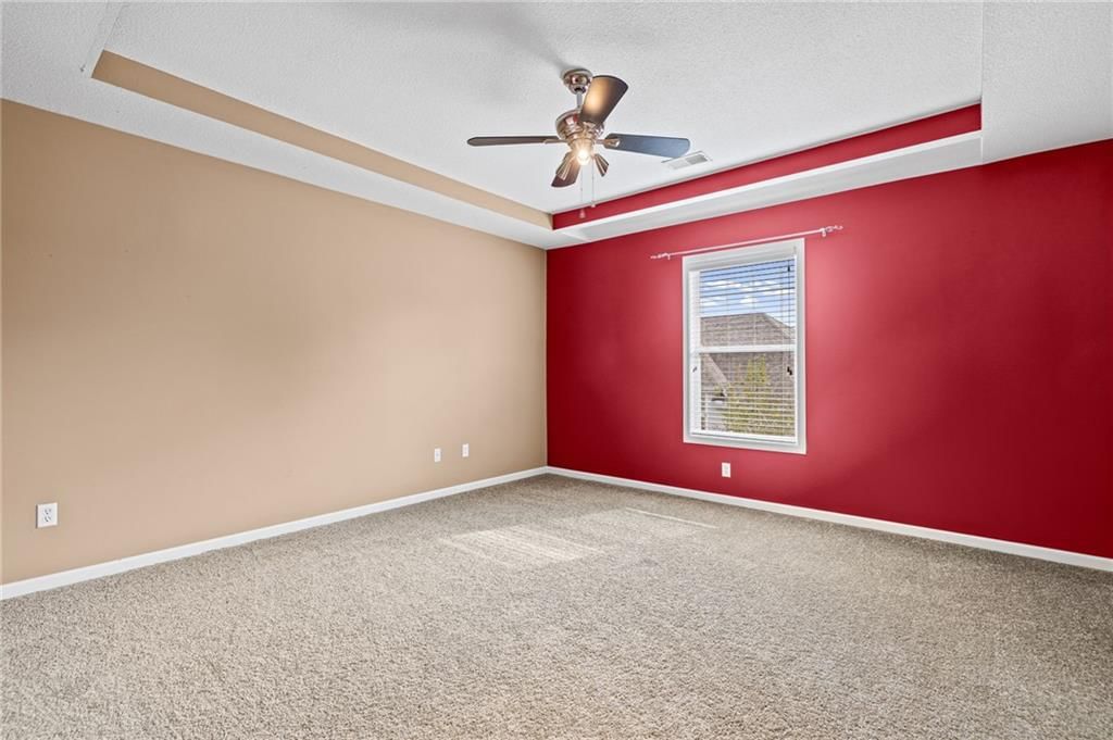 Photo 24 of 72 - 1703 NE 181st Terrace, Smithville, MO 64089