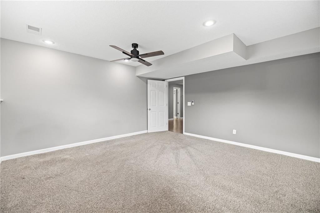 Photo 51 of 72 - 1703 NE 181st Terrace, Smithville, MO 64089