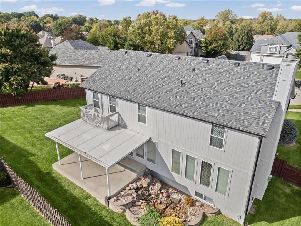 Photo 63 of 72 - 1703 NE 181st Terrace, Smithville, MO 64089