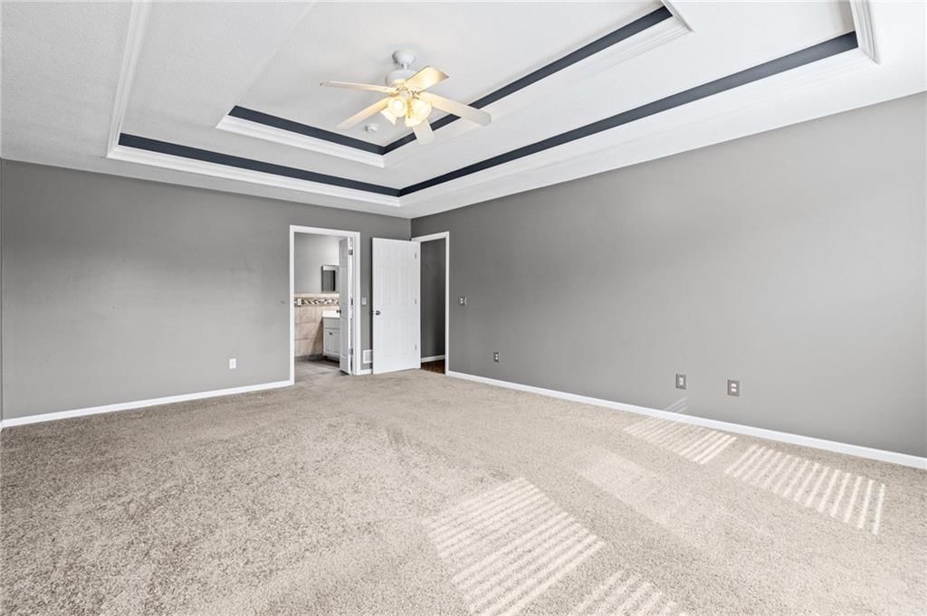 Photo 35 of 72 - 1703 NE 181st Terrace, Smithville, MO 64089