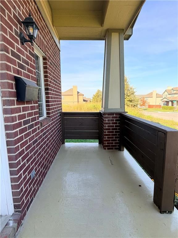 2104 Garfield Avenue, Kansas City, MO: listing photo 2