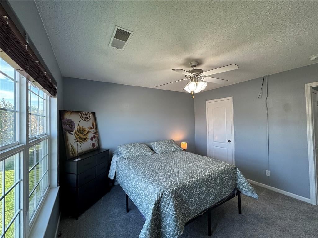 Photo 17 of 25 - 2104 Garfield Avenue, Kansas City, MO 64127