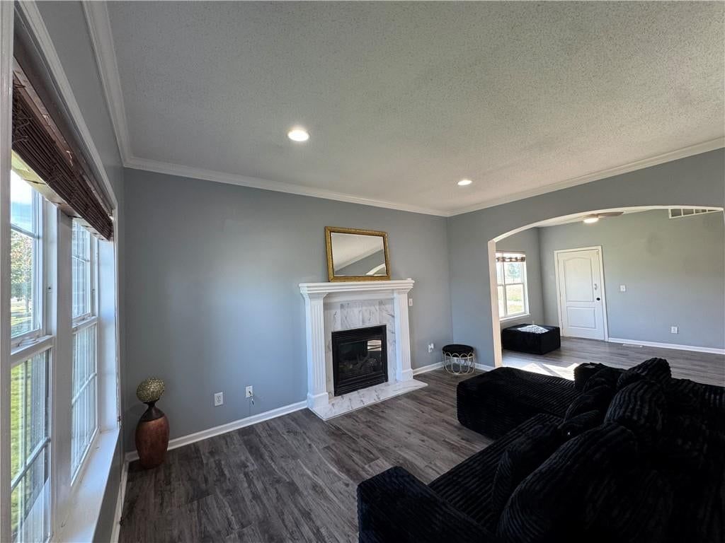 2104 Garfield Avenue, Kansas City, MO: listing photo 3