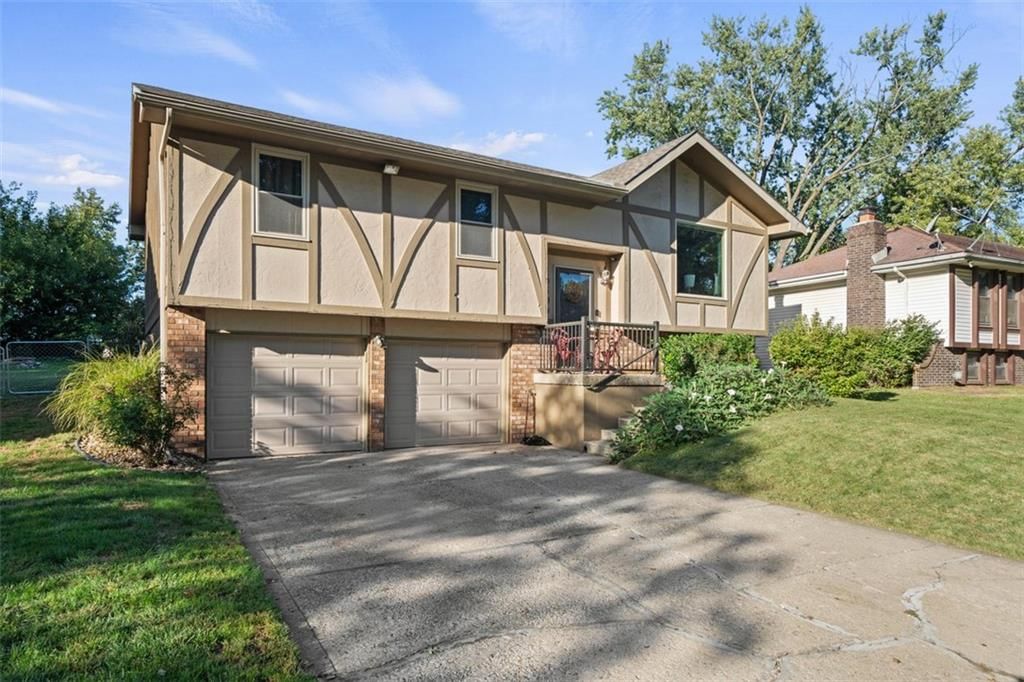 10509 NW 57th Street, Kansas City, MO: listing photo 2