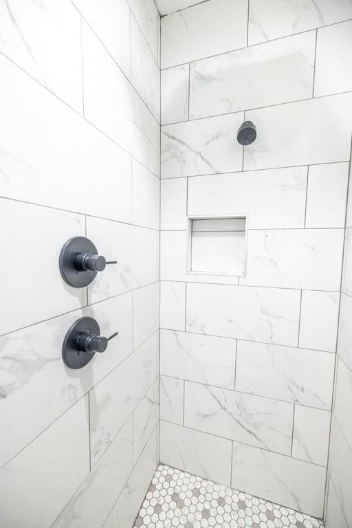 Photo 35: walk-in shower, 25733 Dempsey Road, McLouth, KS 66054