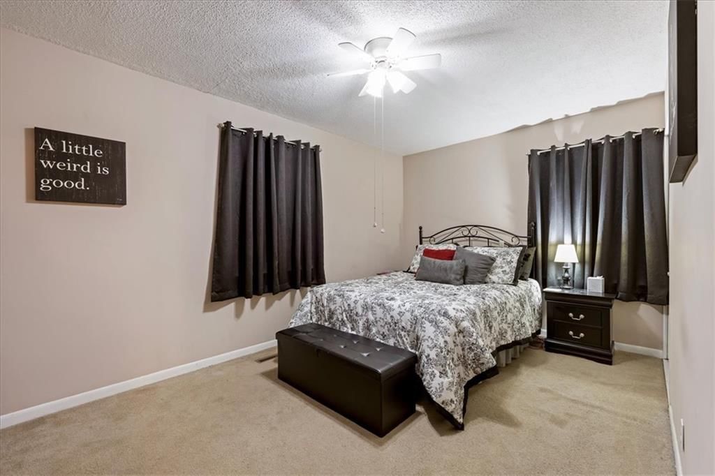 Carpet at 503 NE 67th Terrace, Gladstone, MO 64118