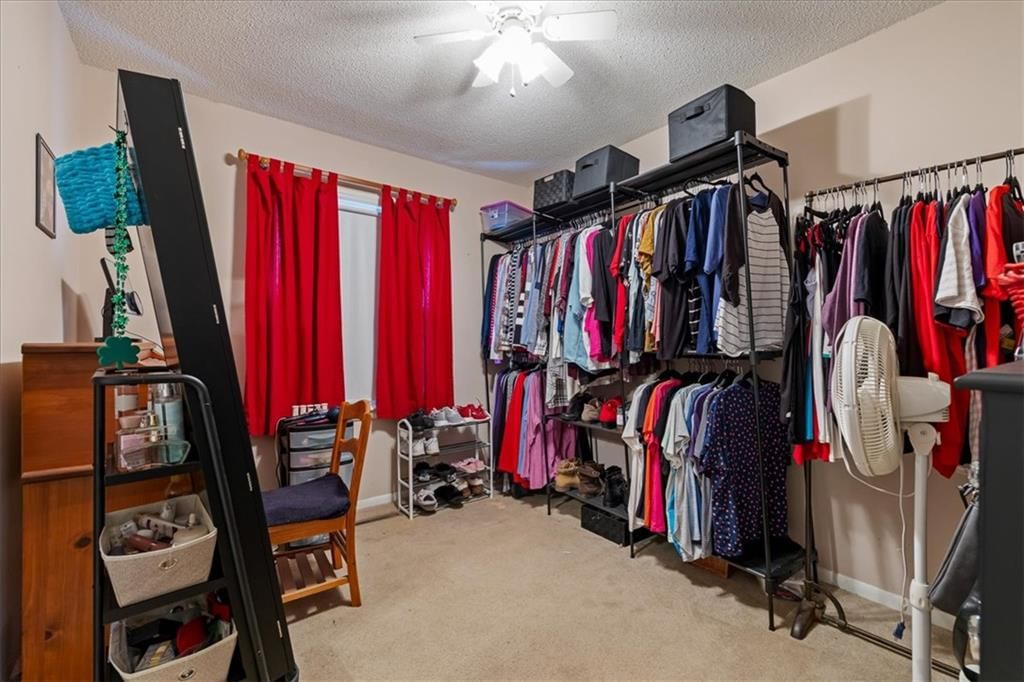Walk-in closet at 503 NE 67th Terrace, Gladstone, MO 64118