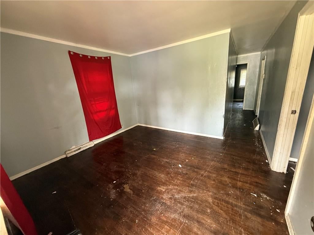 2000 NE 37th Terrace, Kansas City, MO: listing photo 3