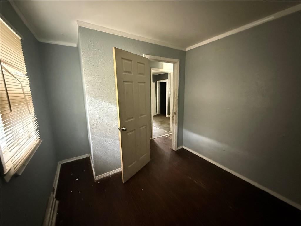 Photo 9 of 18 - 2000 NE 37th Terrace, Kansas City, MO 64116