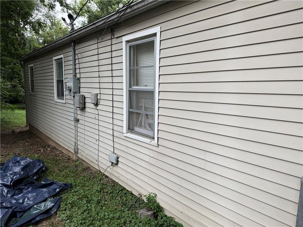 Photo 13 of 18 - 2000 NE 37th Terrace, Kansas City, MO 64116