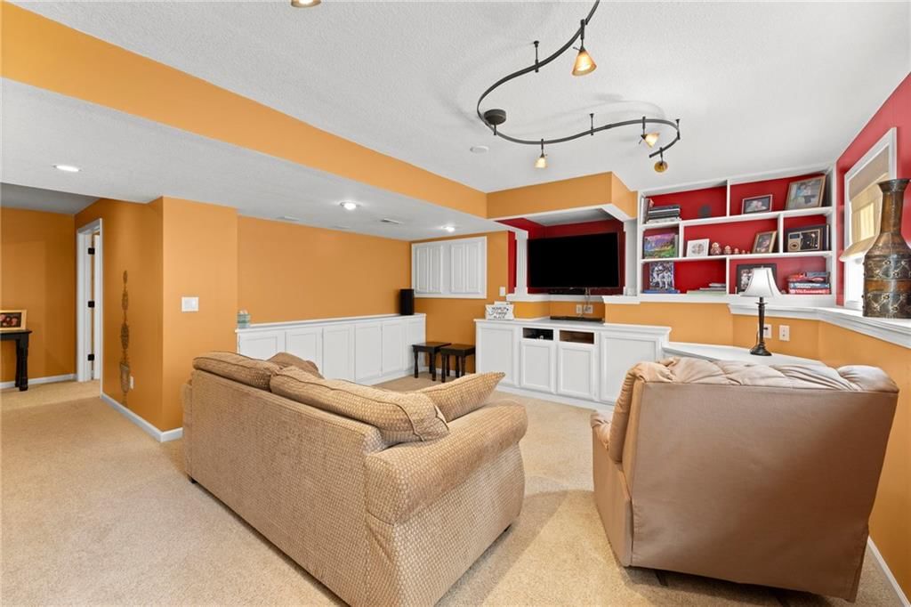 Finished basement at 22007 52nd Street, Shawnee, KS 66226