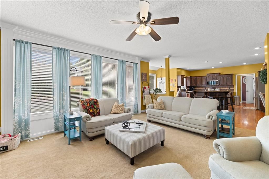 Floor-to-ceiling windows at 22007 52nd Street, Shawnee, KS 66226