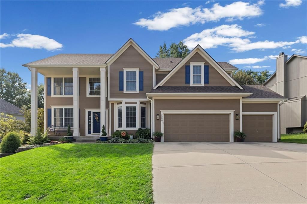 22007 52nd Street, Shawnee, KS