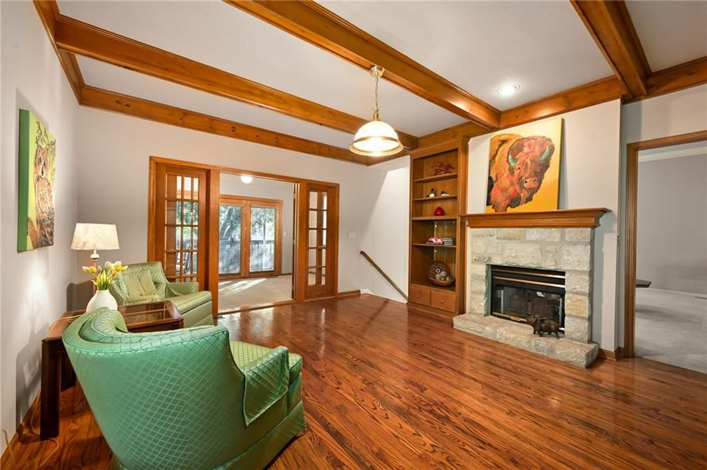 Photo 20 of 35 - 12307 Ash Street, Leawood, KS 66209