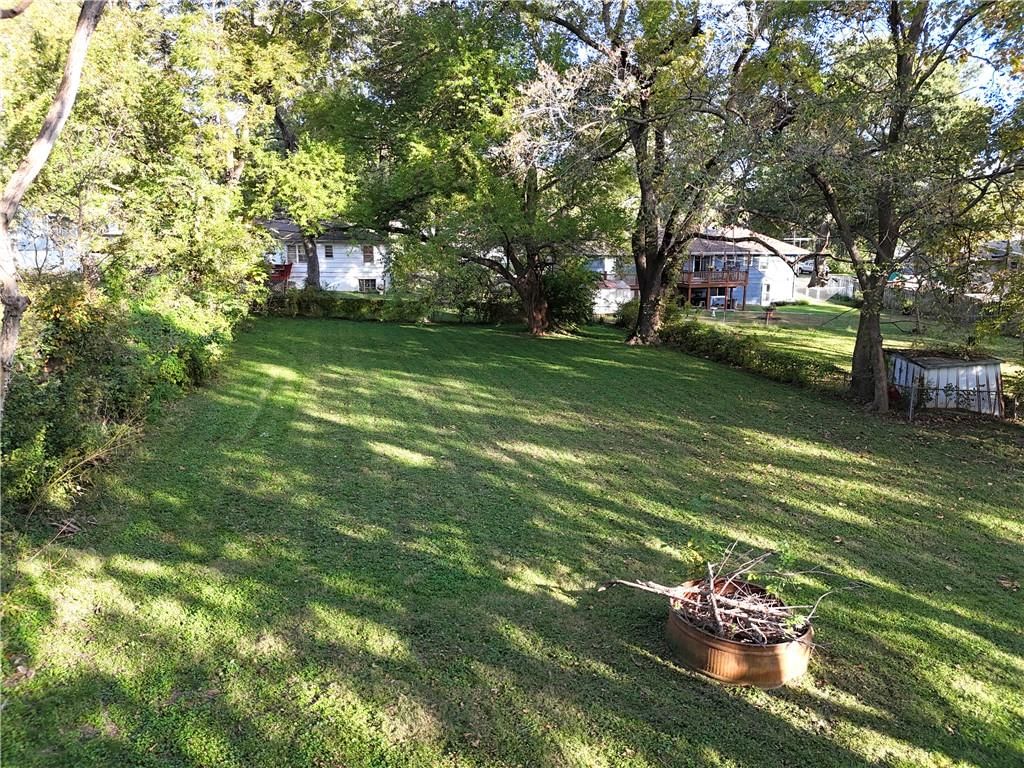 Photo 23 of 25 - 9318 E 79th Street, Raytown, MO 64138