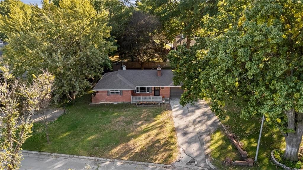 12005 E 47th Terrace, Kansas City, MO: listing photo 2