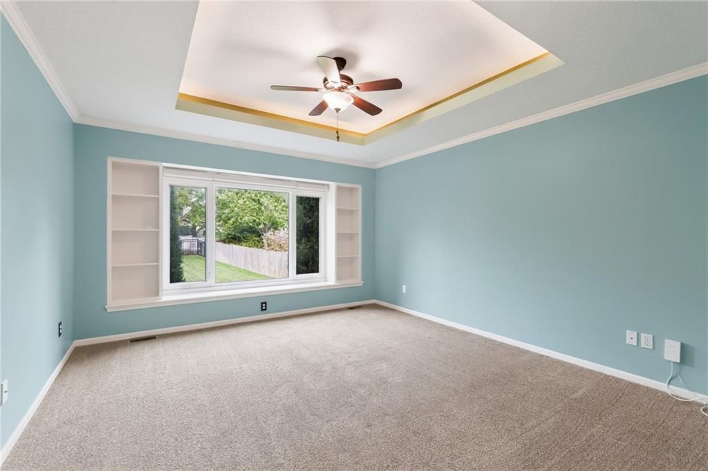 Photo 14 of 50, 9431 N Monroe Court, Kansas City, MO 64156